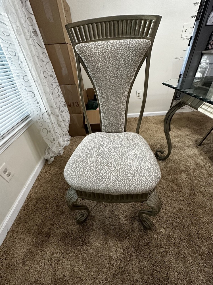 Dinner Table and Chairs Set