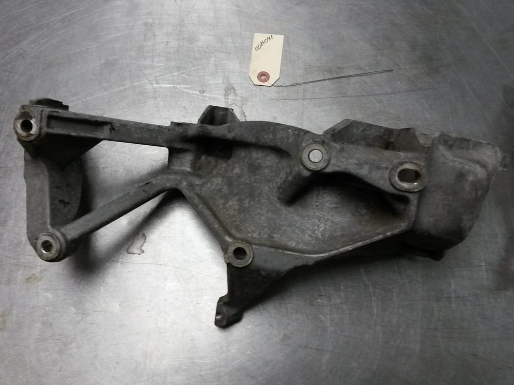 Accessory Bracket For 11-12 Porsche Cayenne  3.6