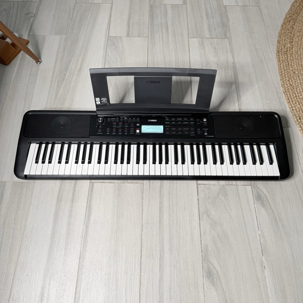 Yamaha PSREW320 76-Key Portable Keyboard *NO ADAPTER* - Tested *see Notes
