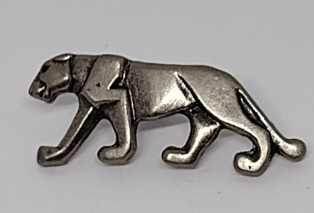 Gray Wild Cat Figure Lapel Pin