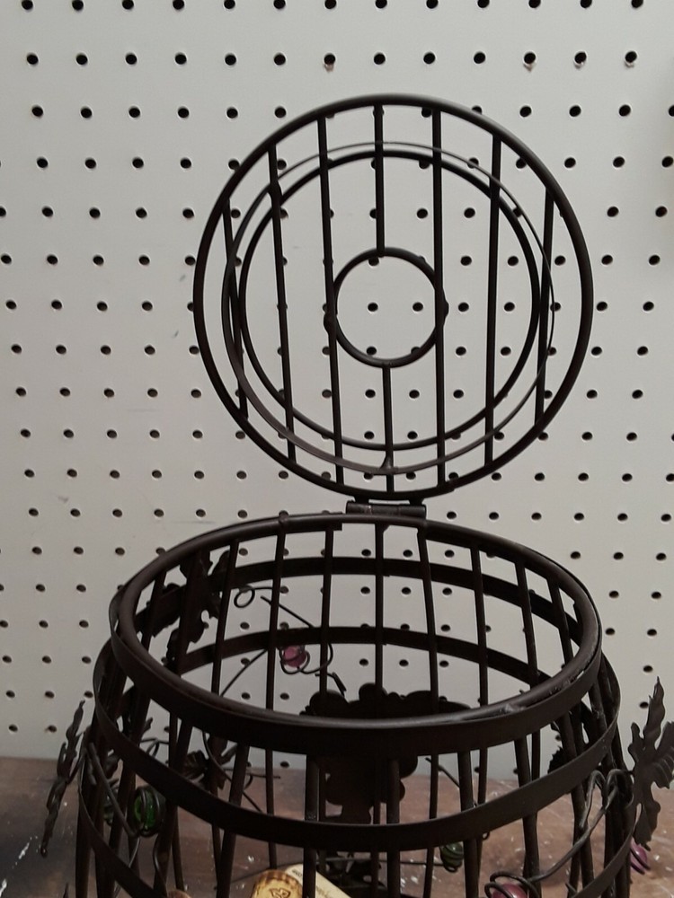 Wine Corks with wire barrel