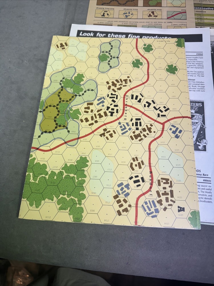 West End Games Fire Team Modern Squad Level Command 99% Complete 10210 READ*
