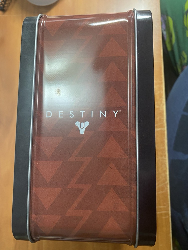 Destiny Hunter Tin Lunchbox 2017 The Coop