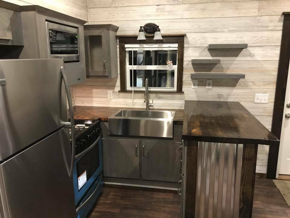 ELEGANT RUSTIC CABINS - TINY HOUSE CABIN HOMES CUSTOM BUILT FOR YOUR PROPERTY
