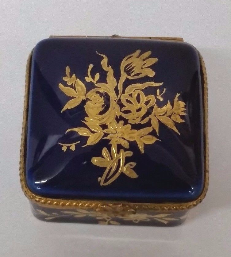 Limoges porcelain trinket box