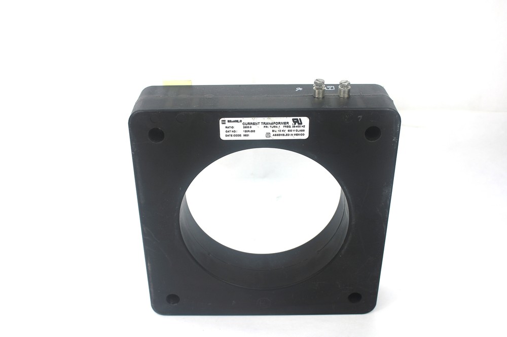 Square D 120R-252 Current Transformer 600V