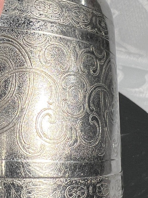 Vtg. Sugar bowl Silver Plated covered Engraved double handle