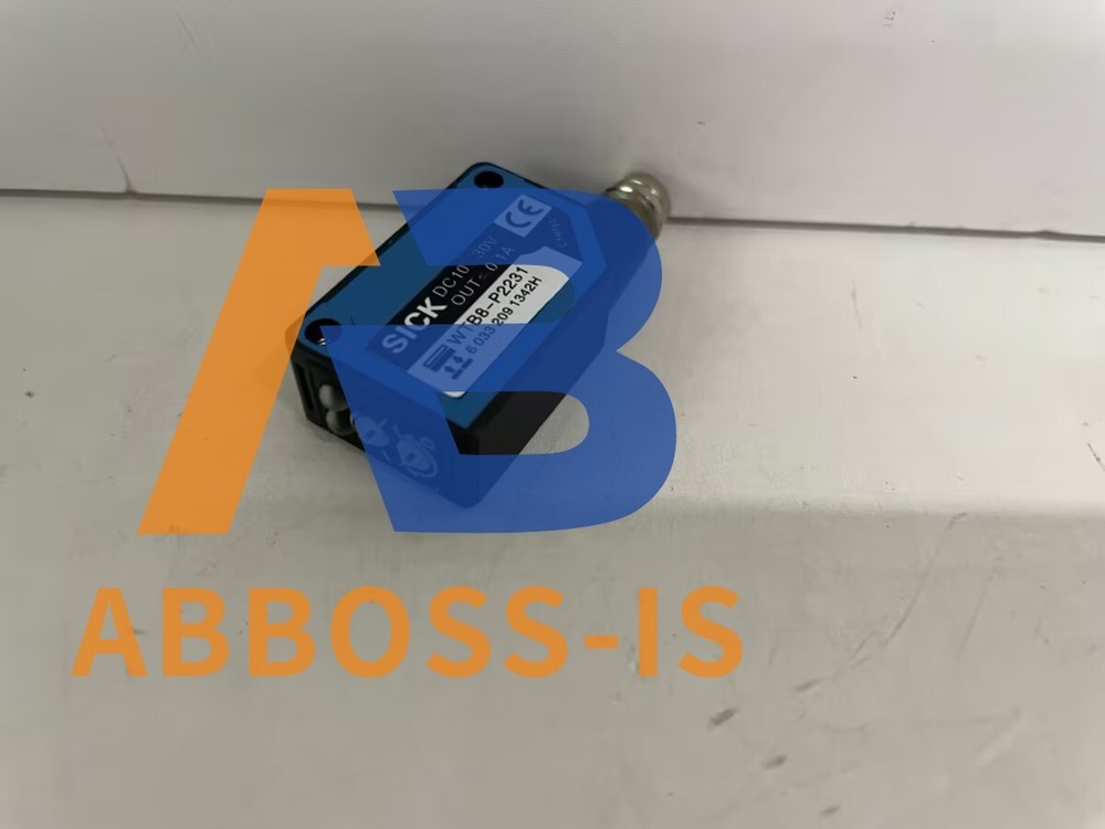 New For SICK WTB8-P2231 Photoelectric Proximity Sensor Switch