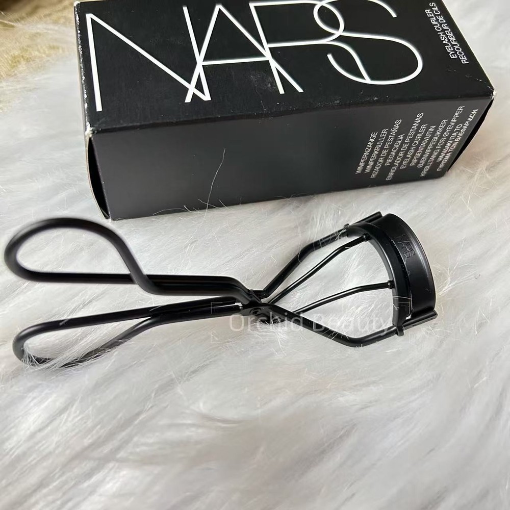 New Boxed NARS Eyelash Curler Full Size~Authentic