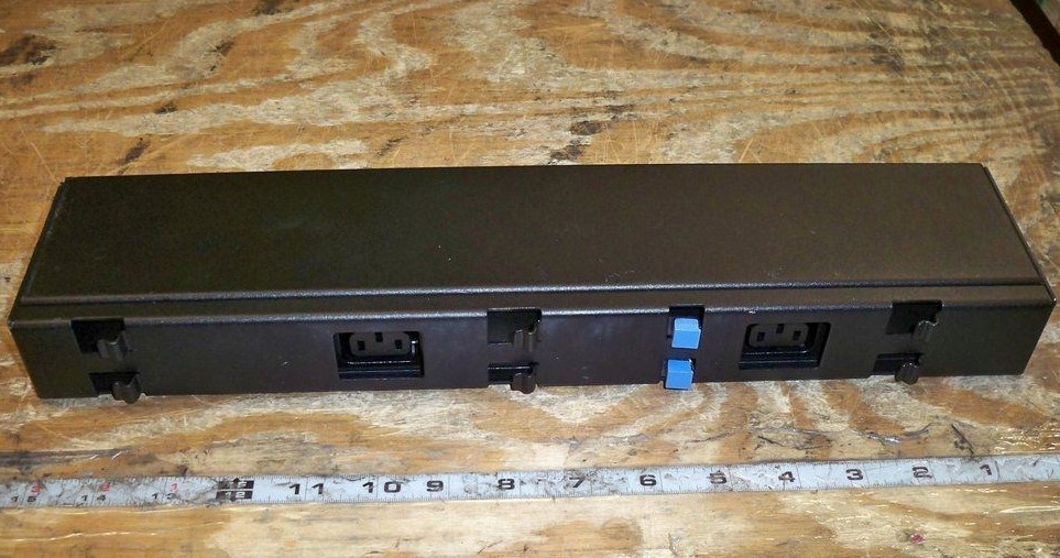Dell 1T890 AP6020 Power Distribution Unit PDU SEE NOTES