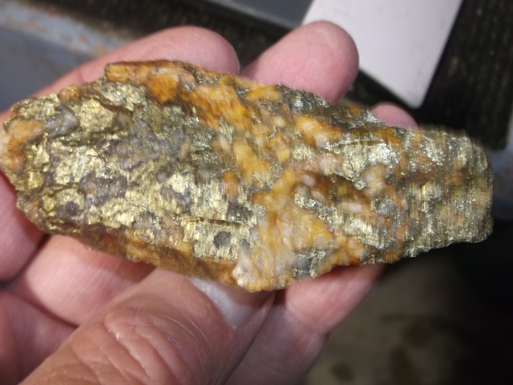 gold silver copper ore, 100 grams samples ,ore high grade .