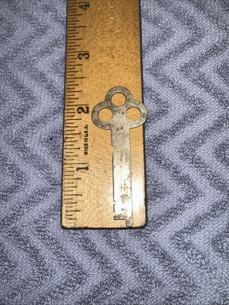 Antique Corbin Flat Key #1 Clover Leaf Design ￼