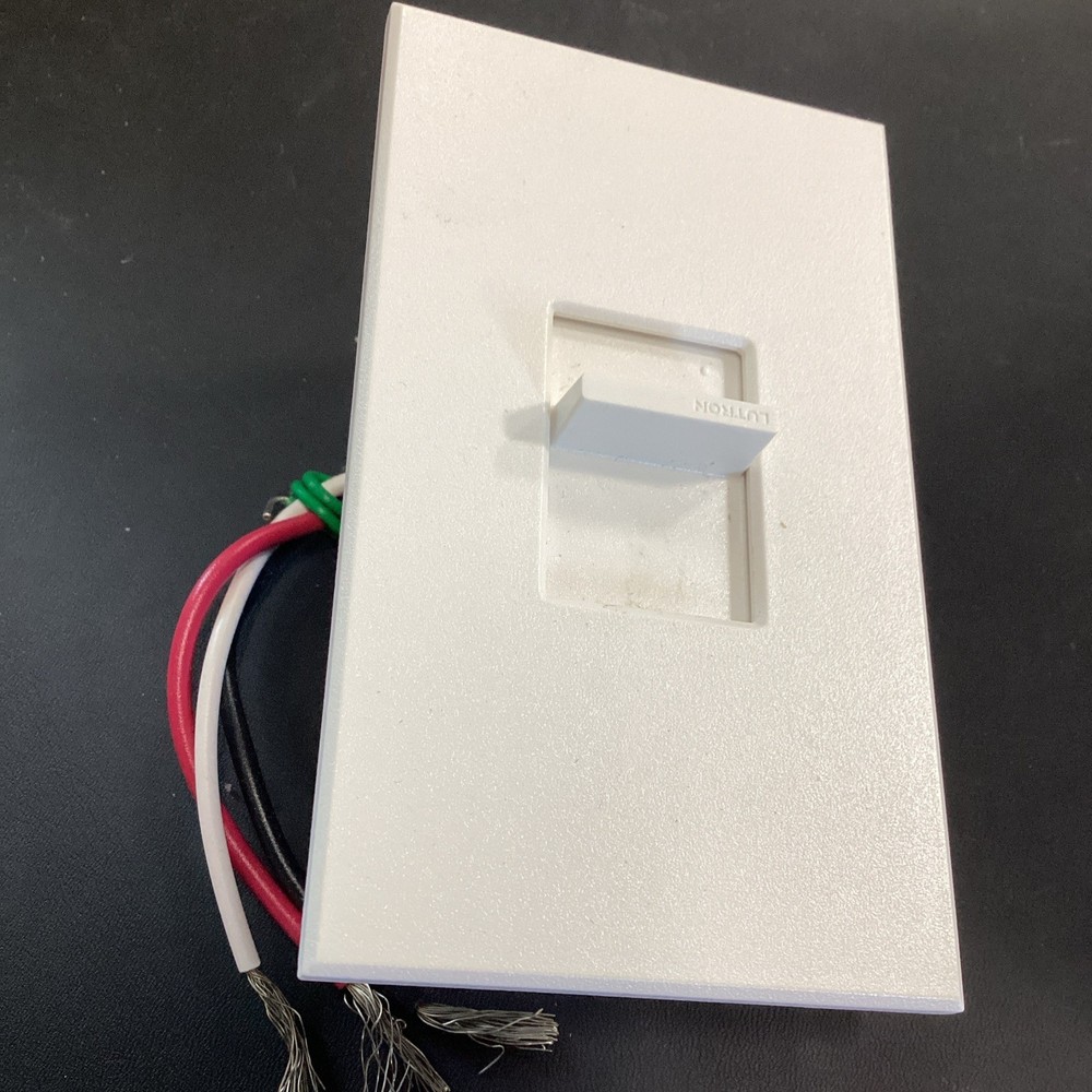 Lutron NOVA T CPW0091 Dimmer Used 🟡