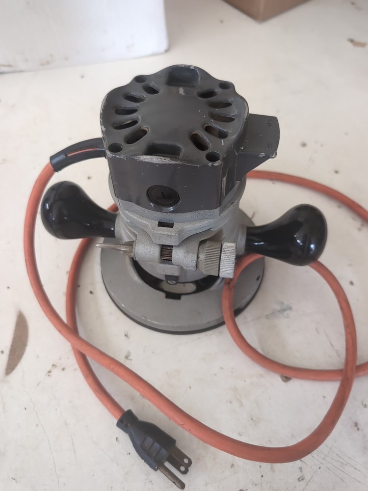 Black And Decker 7610 Router 120v