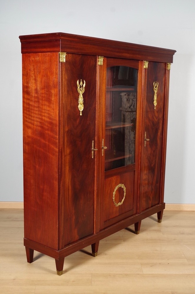 Empire style library, Return from Egypt
