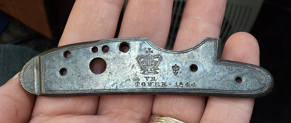 British VR Tower percussion lockplate 1844 Navy lock
