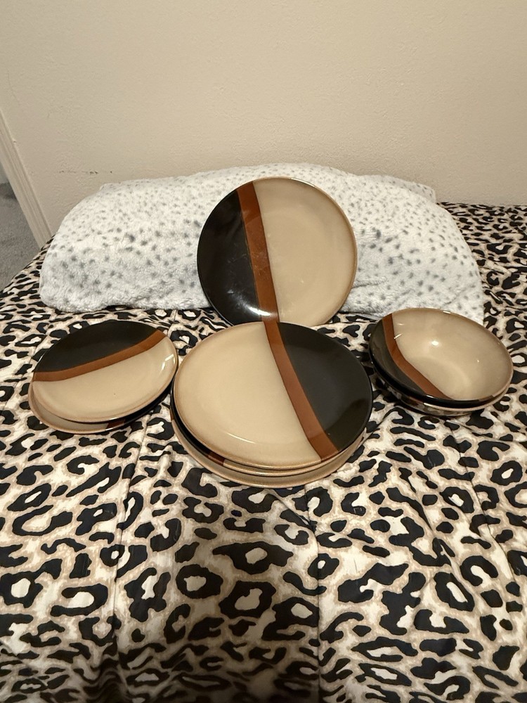 SET OF 8 Sango Tempo Black stoneware dinnerware set.