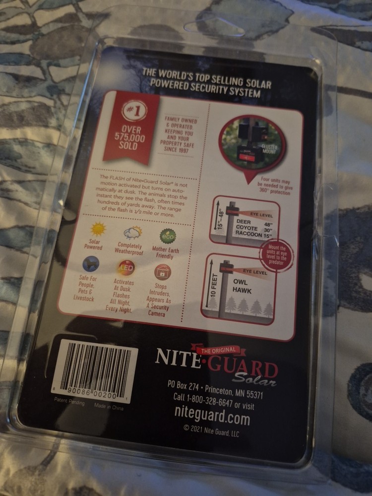 Nite Guard Solar Powered Flash Predator Deterrent Security System New In Box