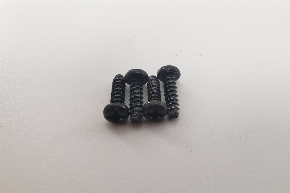 OEM Replacement Sega Dreamcast Authentic Exterior Screws (4Pcs.)
