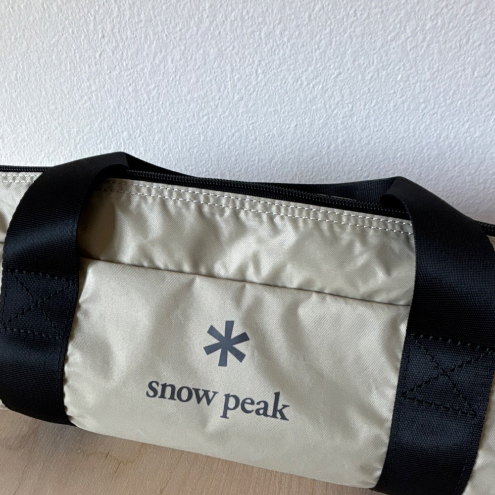 Snow Peak Tent-shaped pouch (ivory) point gift