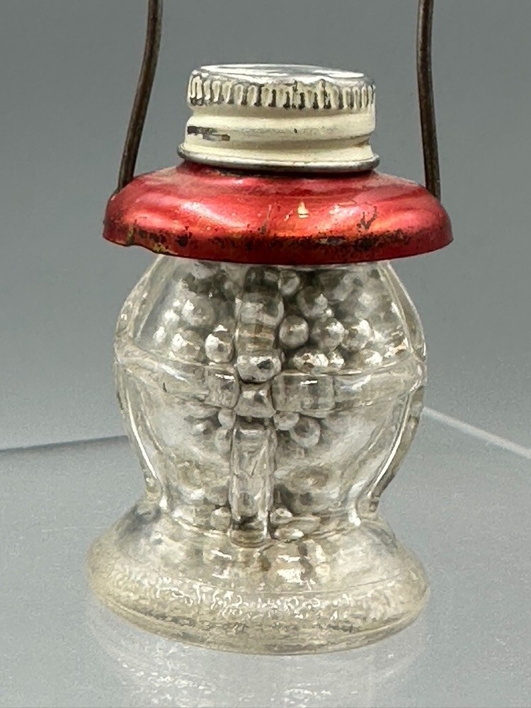 c 1940 LANTERN Tiny J S GLASS CANDY CONTAINER A&E 391 Vintage