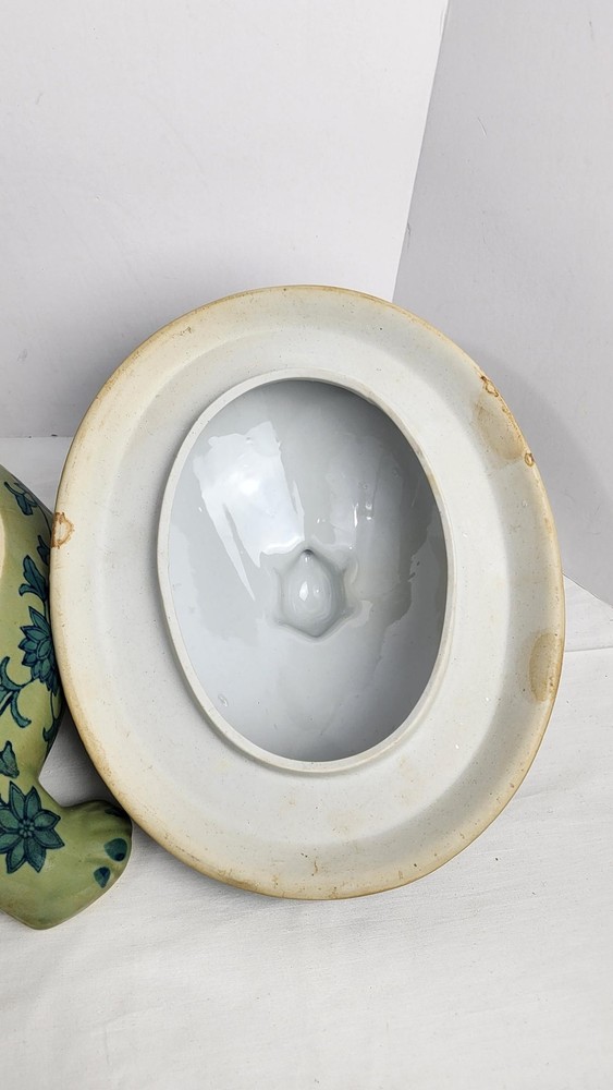 Bombay Turtle Shaped Porcelain Box - Green