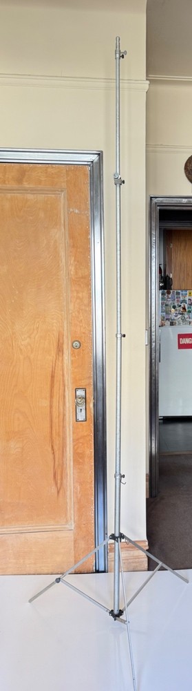 PIC Studio Photography Light Stand Compact Foldable to 31"