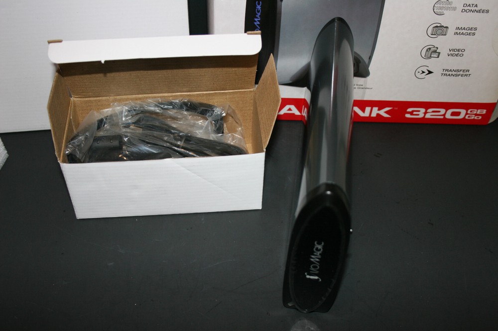 I/O Magic Gigabank 320 GB External Hardrive High Speed USB 2.0