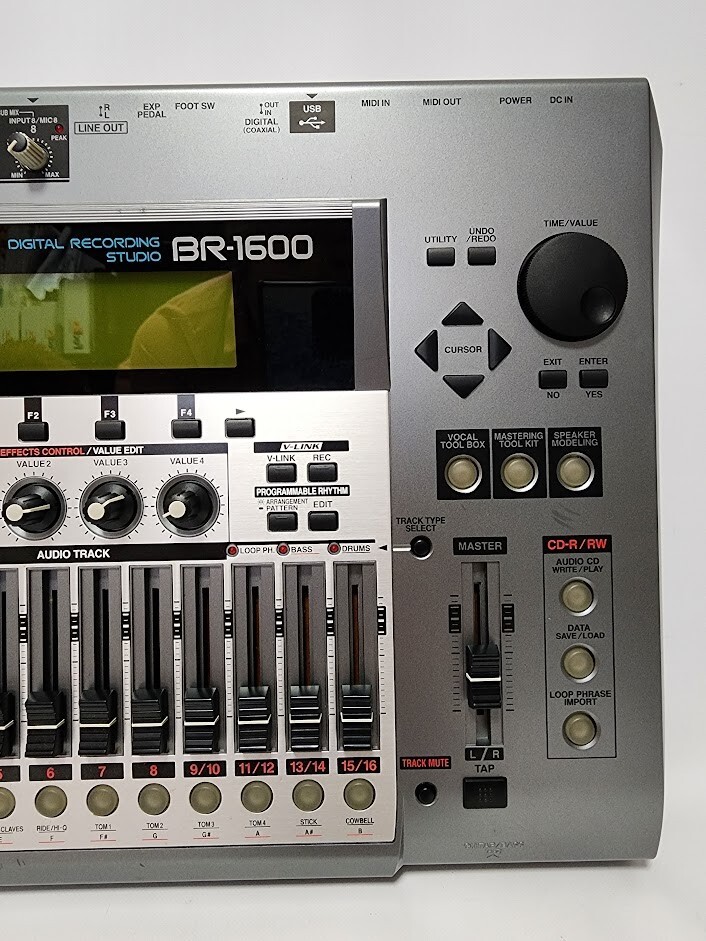 BOSS BR-1600CD Digital Record Studio Multi Track Recorder
