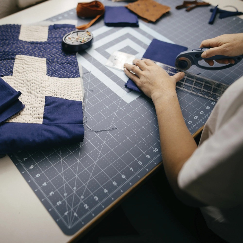 24" x 36" Self-Healing Double-Sided Cutting Mat, Gray and White