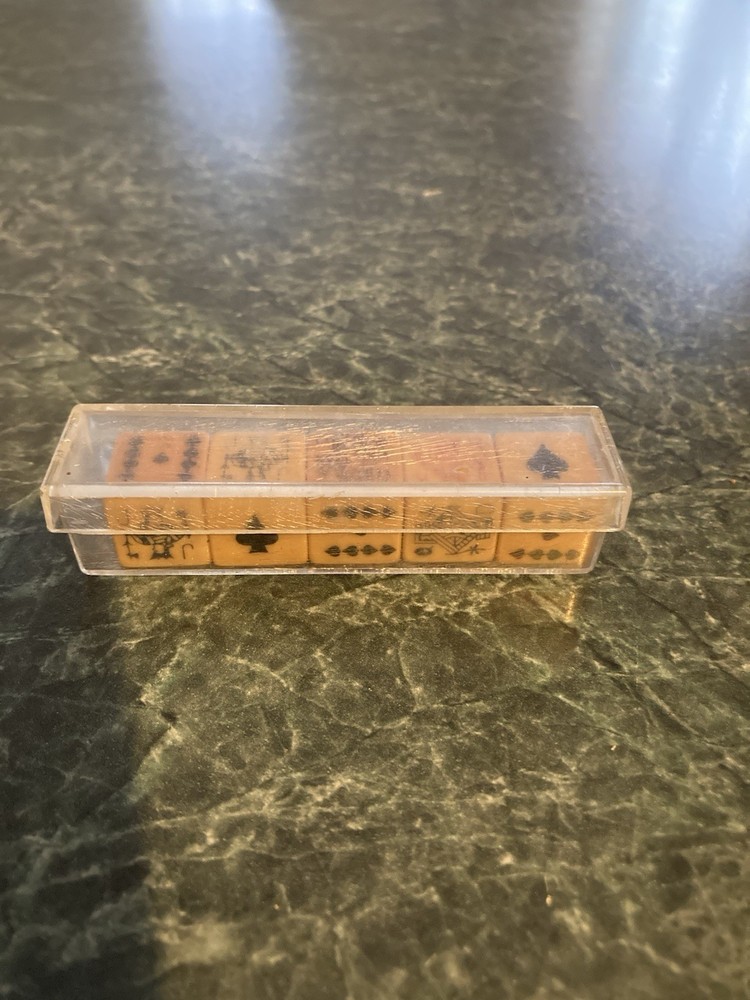 Vintage Butterscotch Bakelite Dice. Poker Set With Box. Ex