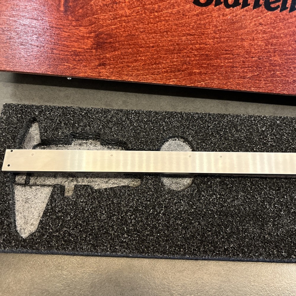 Starret Dial Caliper 0-9. 120A-9.