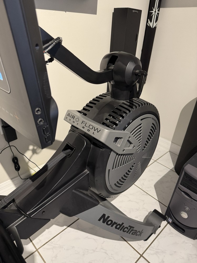 RW600 Nordic Track Rowing machine