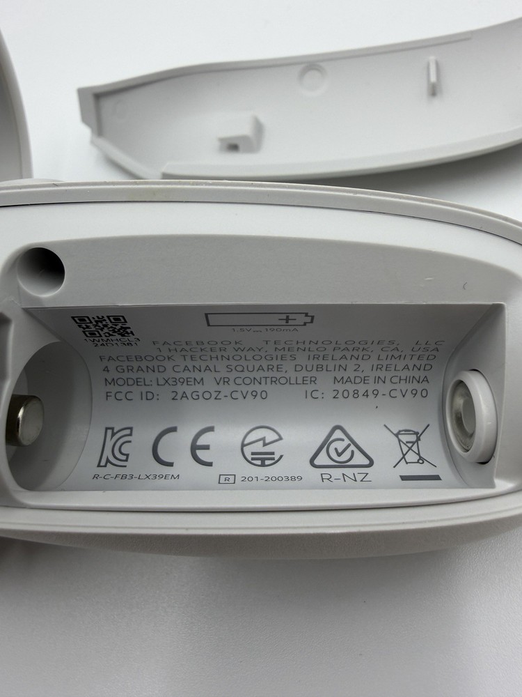 Genuine Meta Oculus Quest 2 Left Controller Only Tested Working