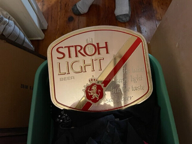 STROH LIGHT BEER MIRROR - Label says light....