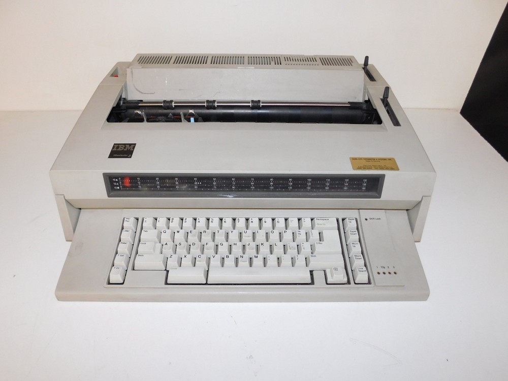 IBM WHEELWRITER 3 TYPEWRITER (TPS76)