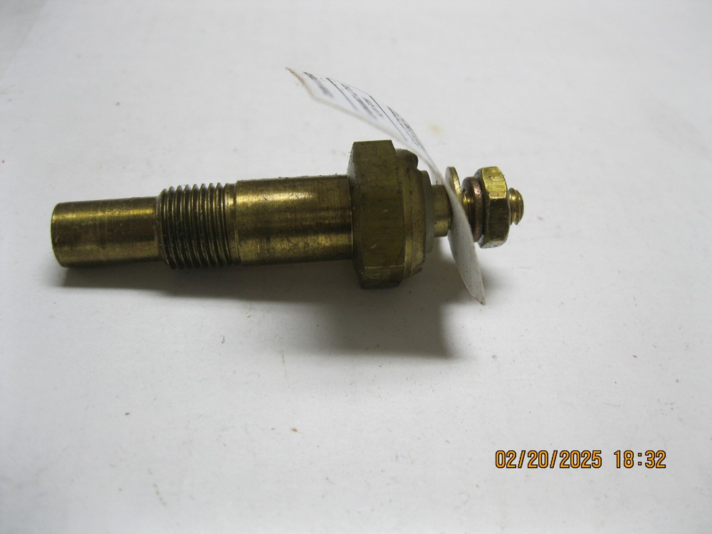 Engine Coolant Temperature Sender Standard TS-131