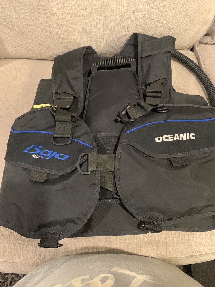 oceanic baja alpha BCD size large