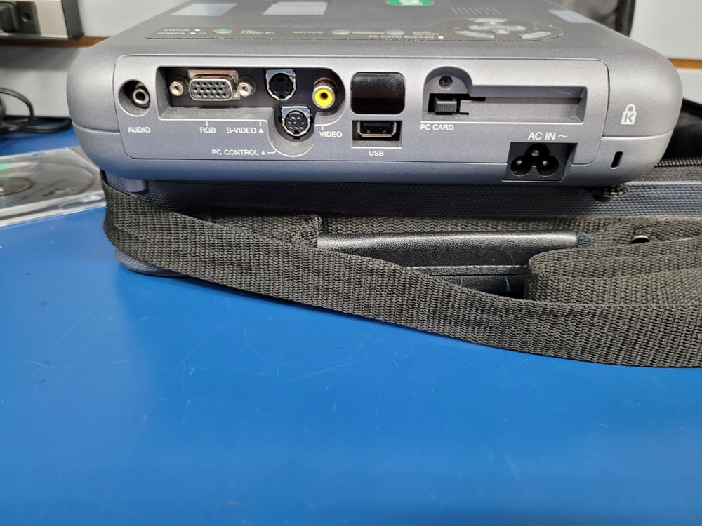 NEC MultiSync LT85 Portable Projector with Remote & Accessories Working!!!