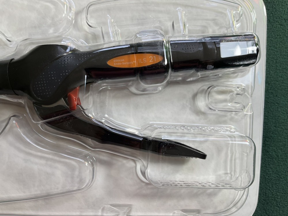 Endoscopic Curved Intraluminal Staple 21mm