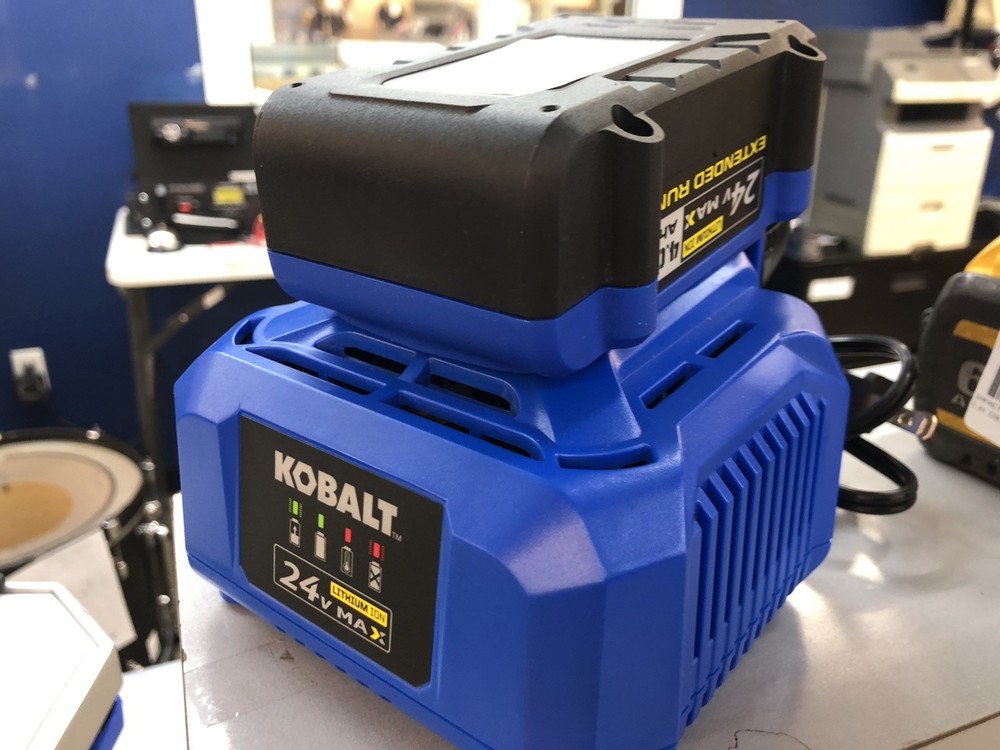 24v kobalt tile saw