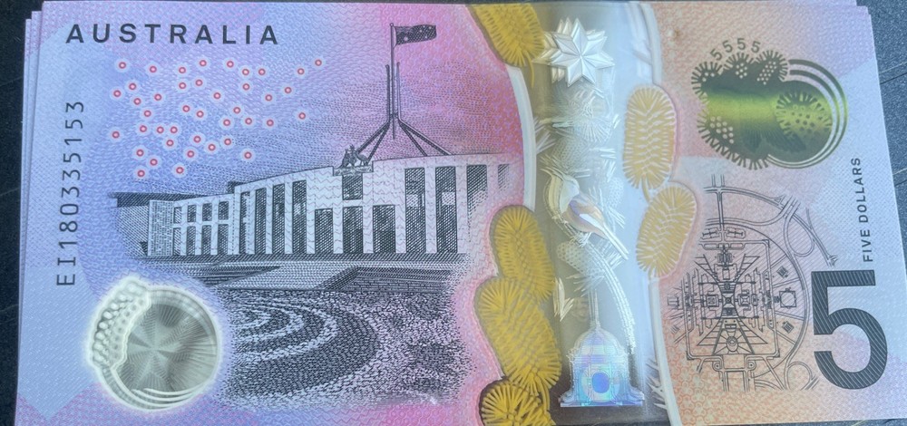 2018 $5 EI18 UNC Consecutive Five Dollar Banknote General Prefix EI 18