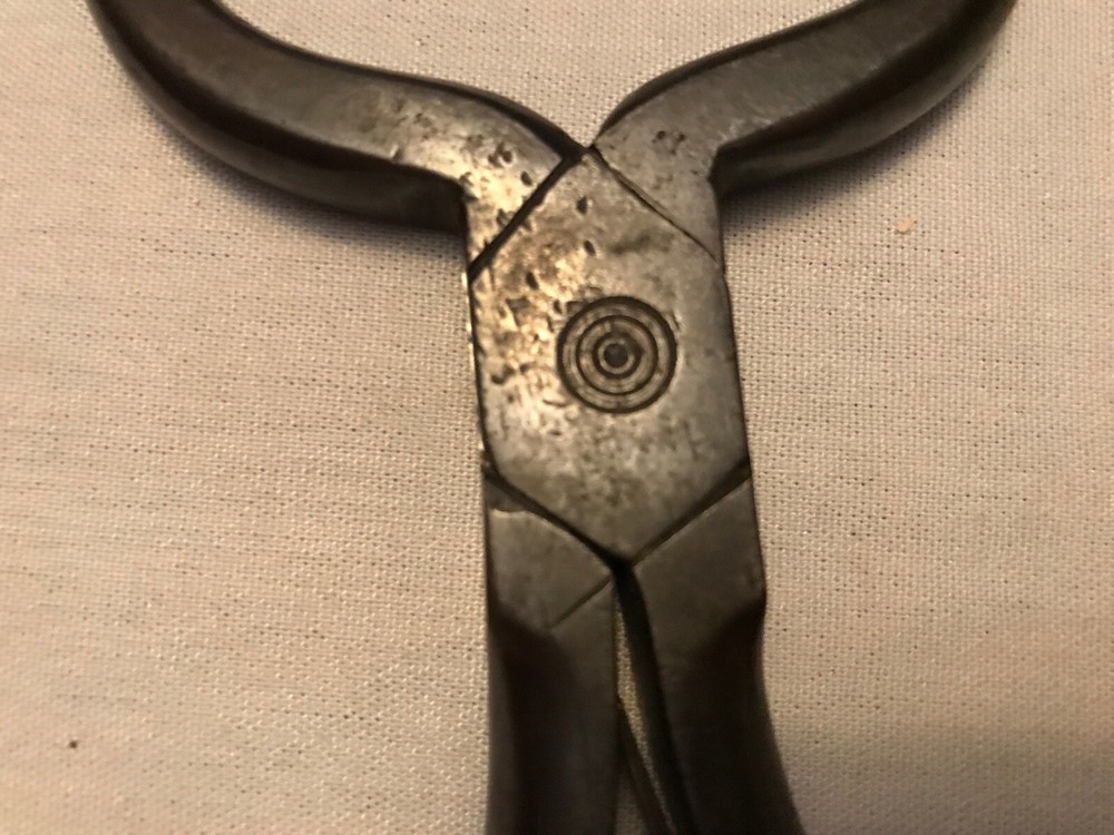 Vintage Cast Iron SURGAR SNIPS, Veterinarian Tool