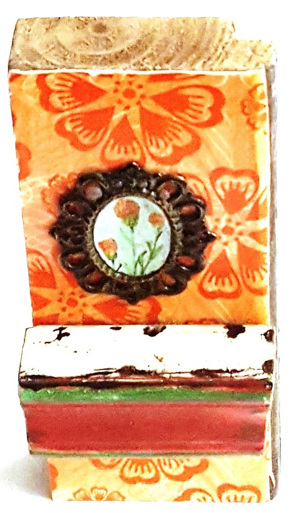 Quaint 4" Handmade Wooden Accent Signed