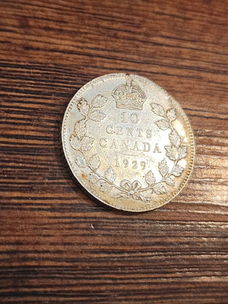 1929 Canada 10 Cents Silver Coin