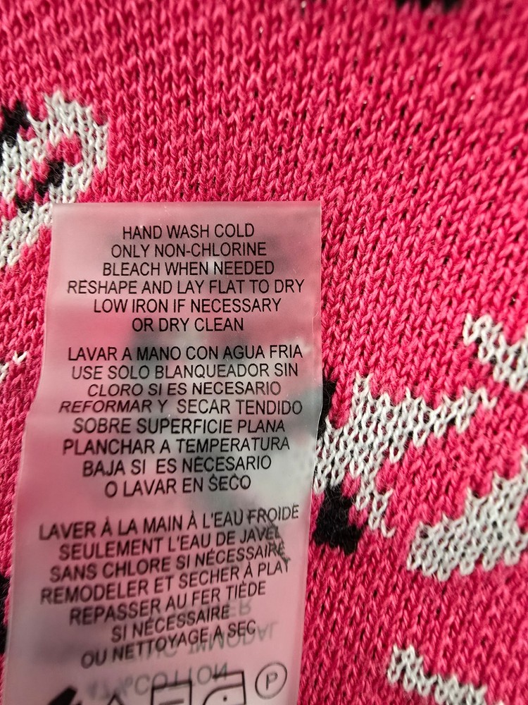 KARL LAGERFELD PARIS Allover Script Sweater Women's XS Teaberry Multi Pullover