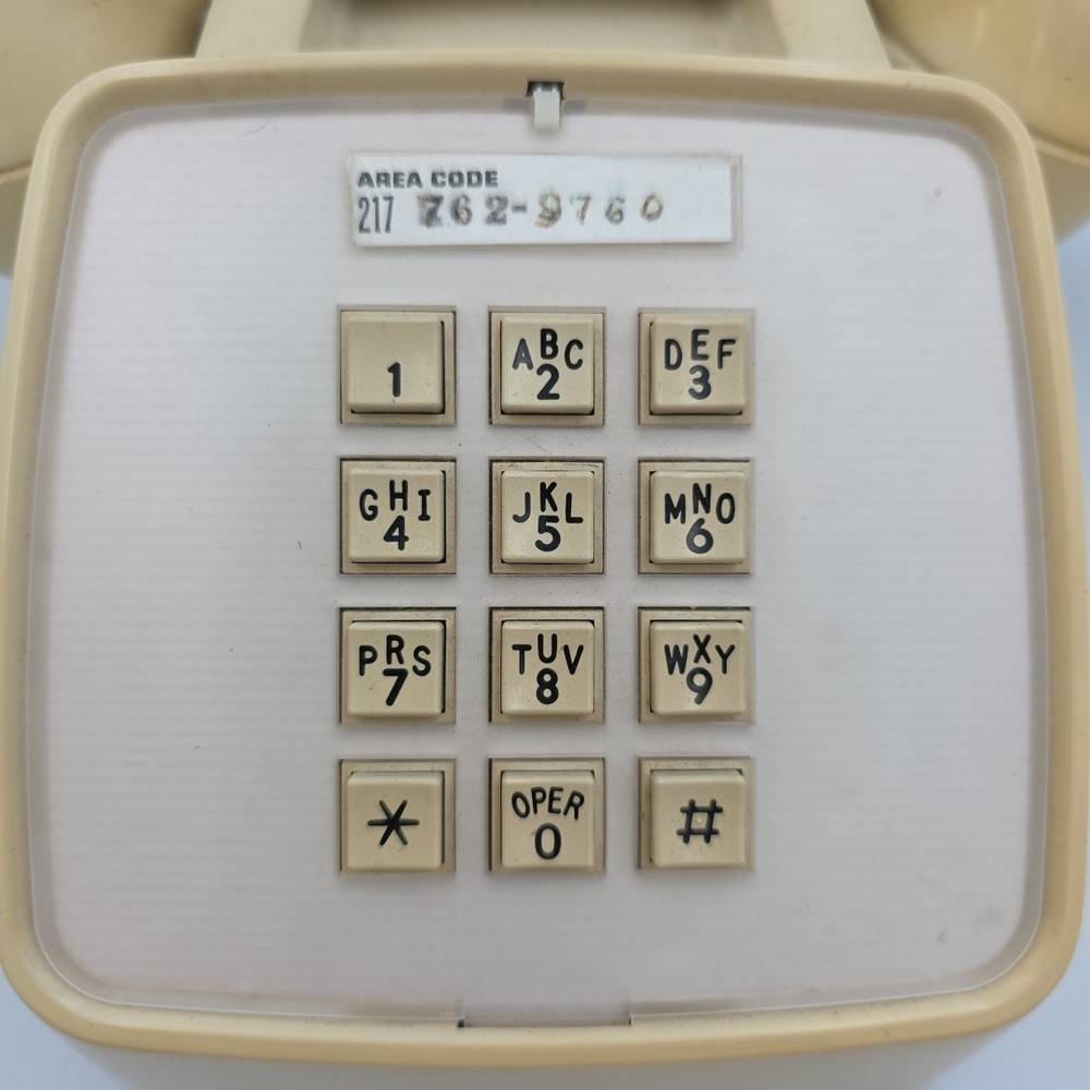 Vintage GTE Automatic Electric Beige Push Button Desk Telephone Model 80