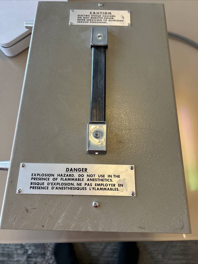 Olympus ILK-3 Cold Light Supply Halogen Light Source / Illuminator150 Watt~14733