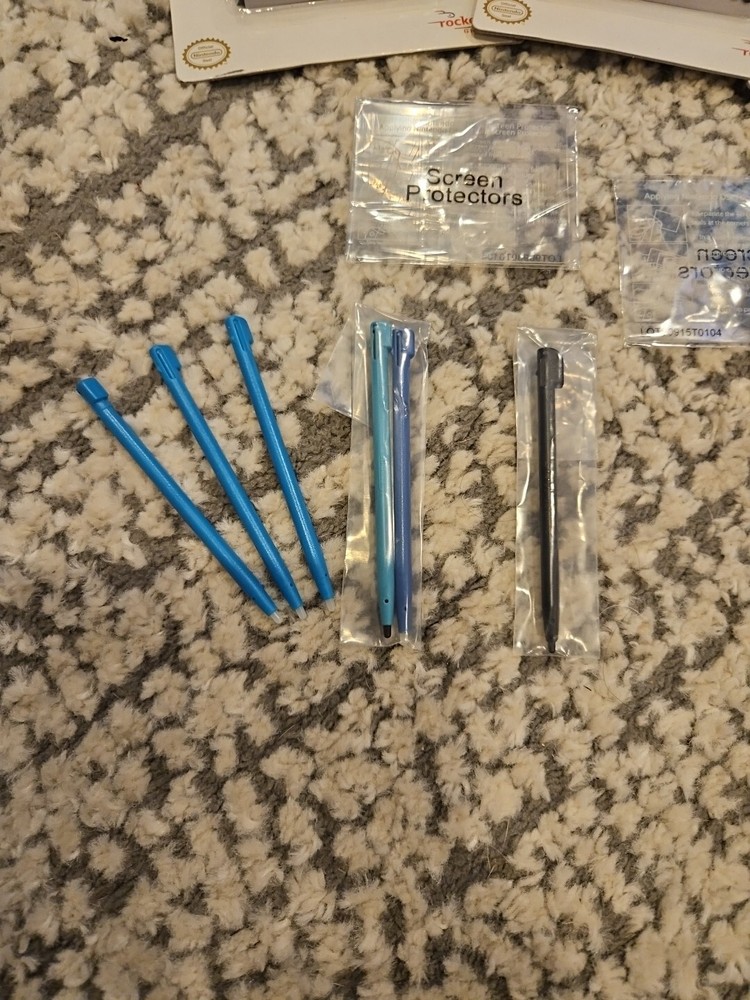 Accessories For Nintendo DSi And DSi XL