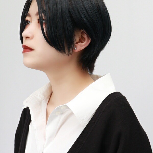 Pt900 Platinum Drop Stud Earrings (Pair)